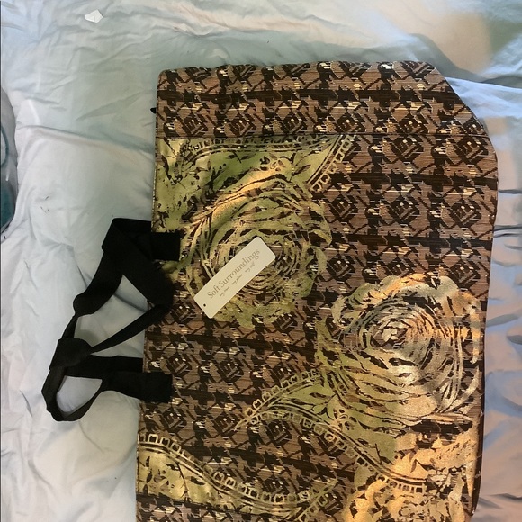 Carry all Tote - Picture 8 of 9